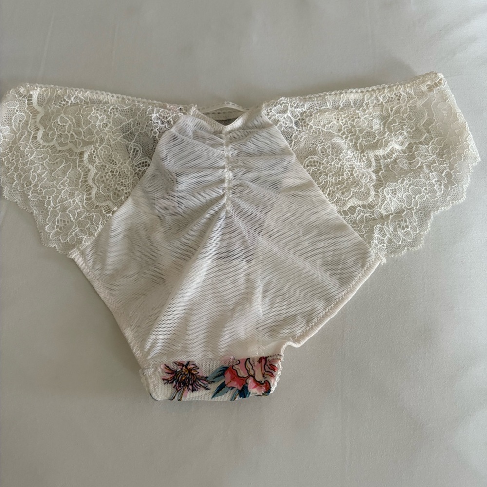 Victoria's Secret Floral Lace Bralette - and Panty Pink and Blue - Picture 7 of 7